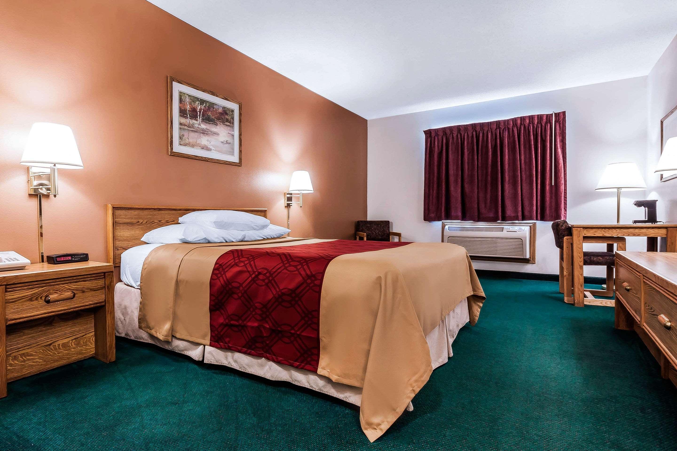 Rodeway Inn Holdrege Εξωτερικό φωτογραφία