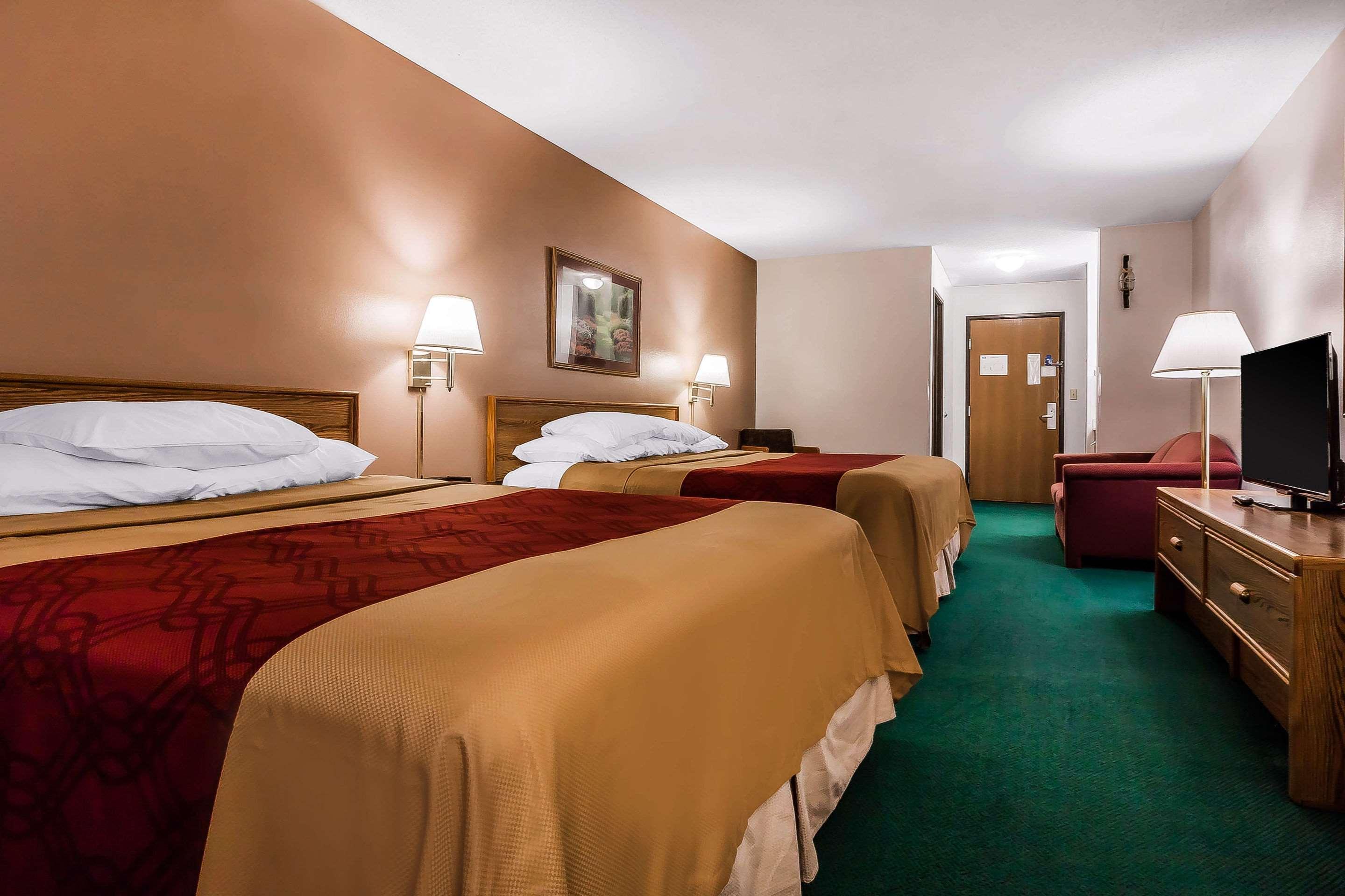 Rodeway Inn Holdrege Εξωτερικό φωτογραφία